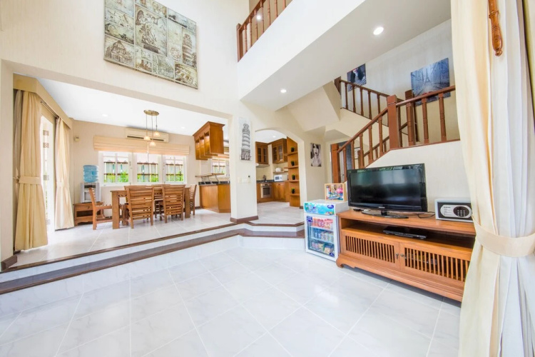 Royal Beach Pool Villa Pattaya