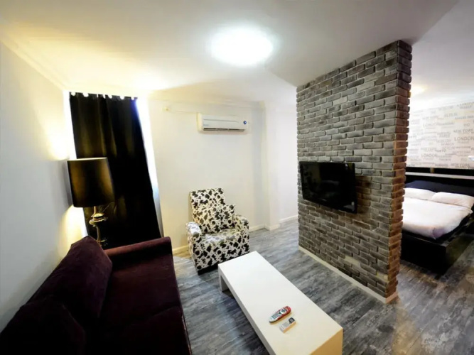 Be Center Hotel