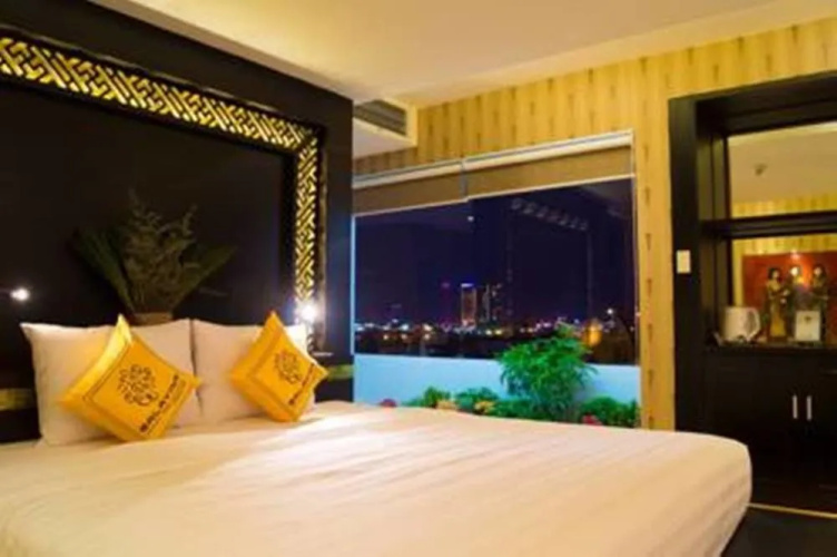 New Heaven Hotel