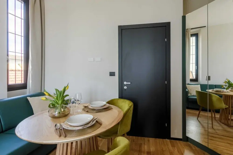 Cozy and Central Studio in Bovisa, Milan