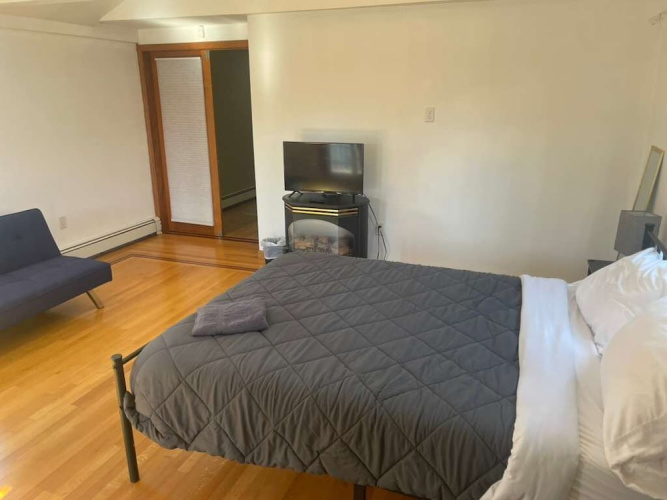 Homestay Near Near Savin Hill Area - Brookline, MA