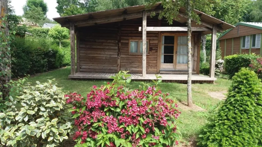 2 Bedrooms Chalet