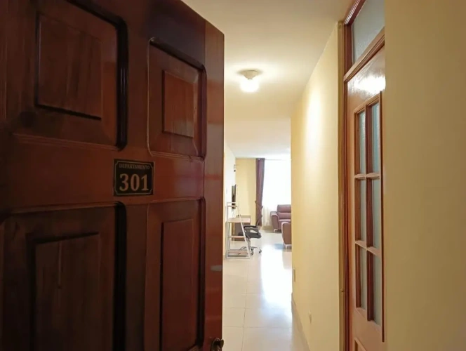 3 Bedrooms Apartment