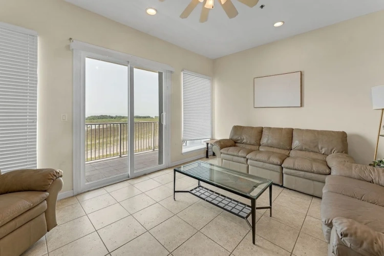 3 Bedrooms Standard room