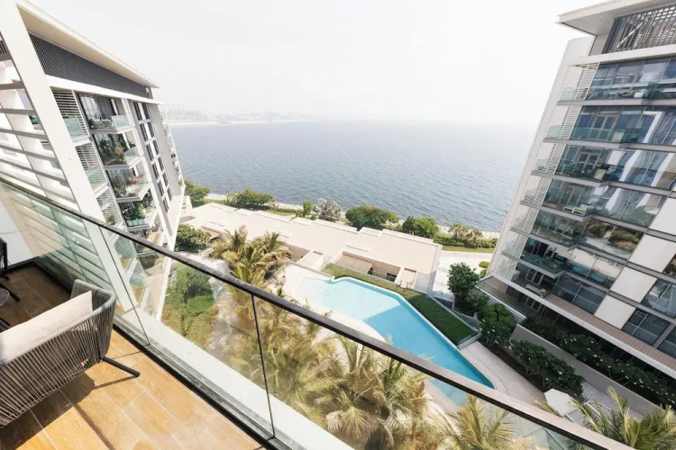 Sea View 2BR Bluewaters