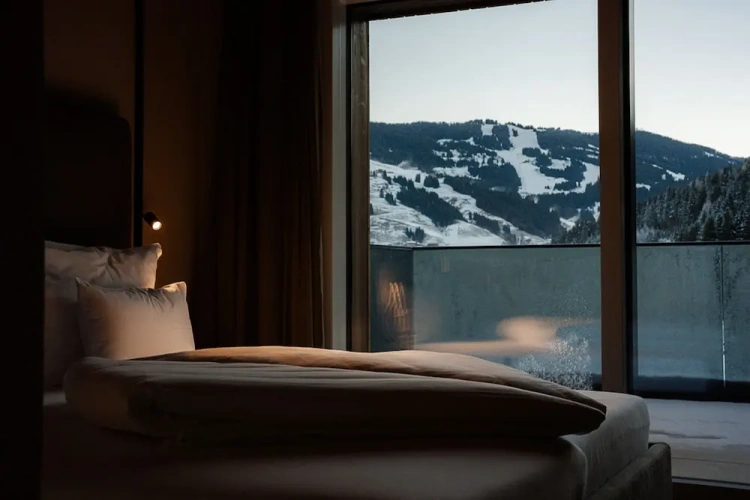 Suite with balcony