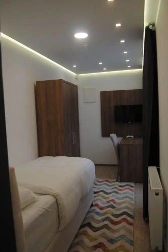1 Bedroom Economy Single room