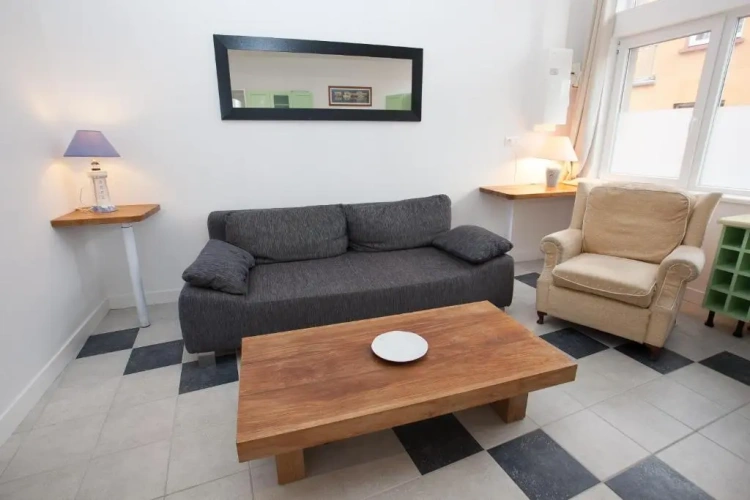 2 Bedrooms Apartment
