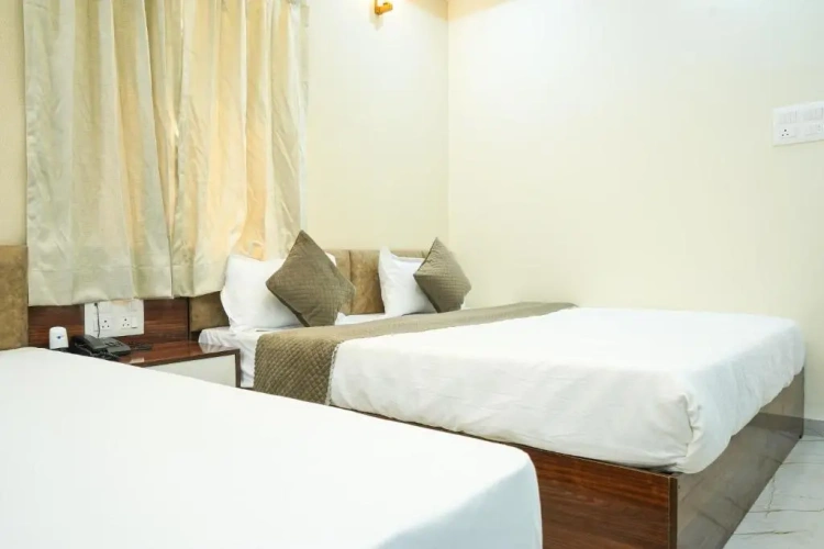 Deluxe Triple room