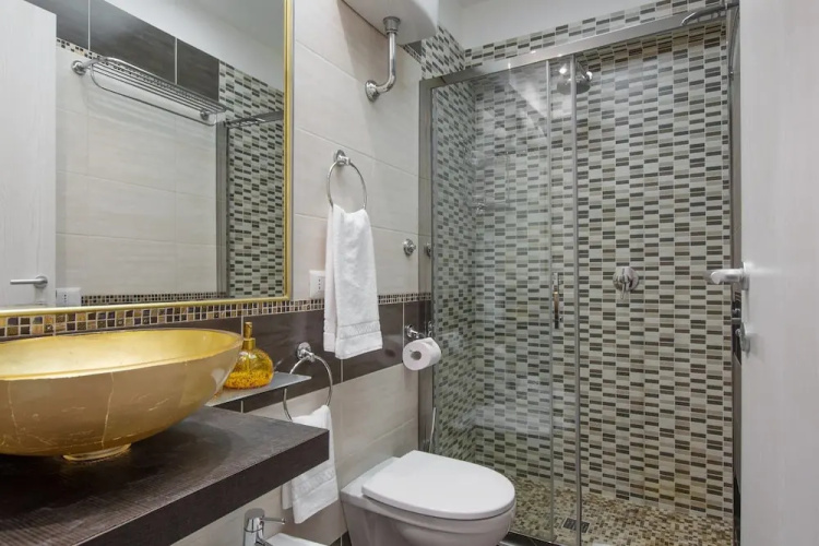 Gold Vatican Apartment