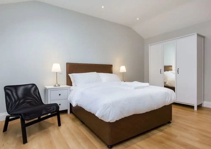 2 Bedrooms Luxury Apartment
