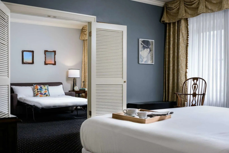 Hotel Sorrento