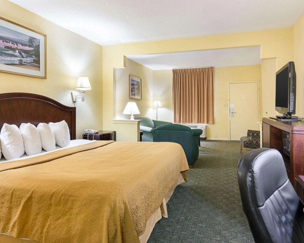 Quality Inn & Suites Franklin