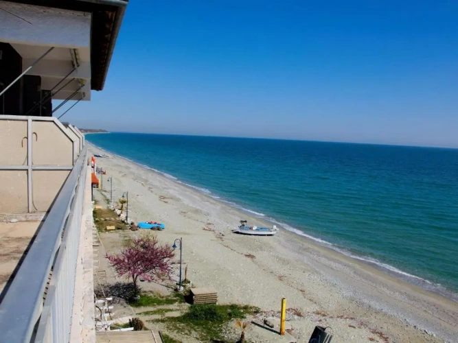 Standard Triple room with sea view