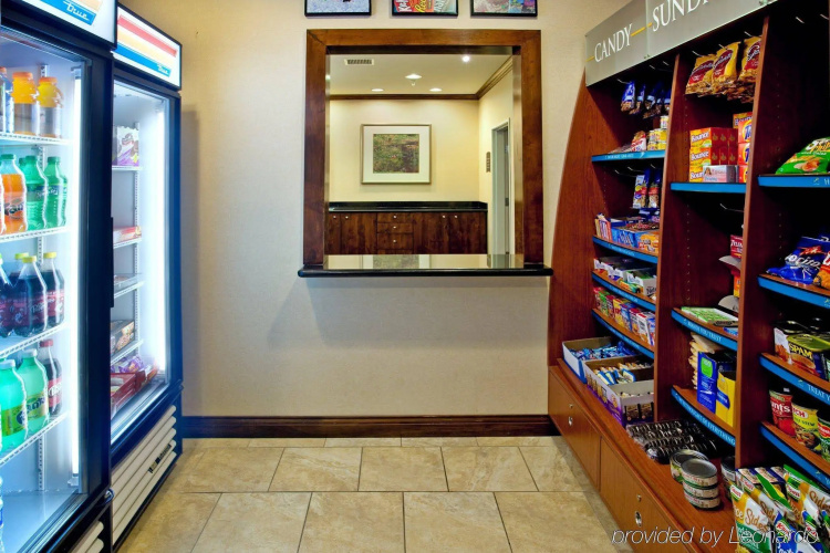 Staybridge Suites Albuquerque - Airport photo 14