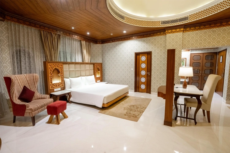 Deluxe Suite