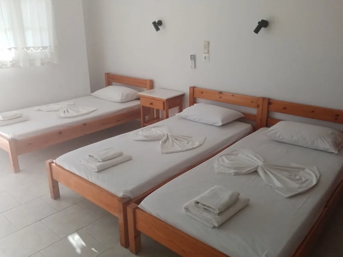 Standard Triple room with balcony