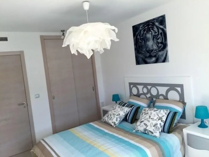 2 Bedrooms Apartment