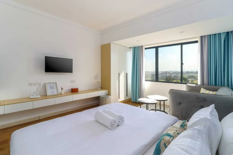 Upperhill View Palace Apartment