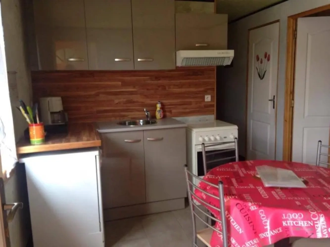 2 Bedrooms Cottage