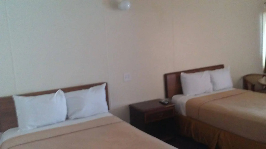 Gordon Highway Inn