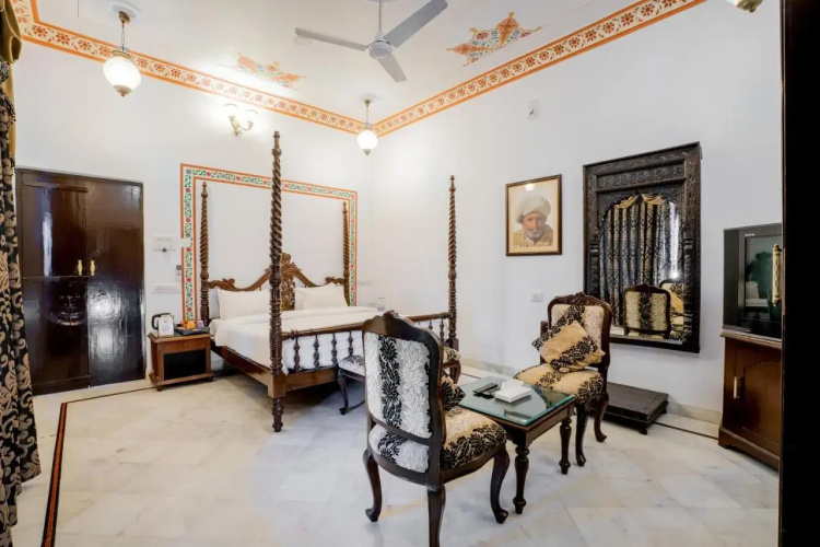 Inder Prakash - Best Lake View Hotel in Udaipur