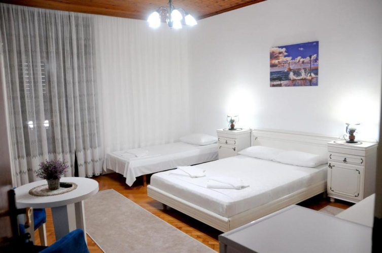 Standard Triple room with balcony and with view