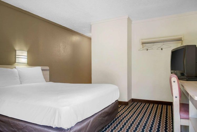 Rodeway Inn Sharonville - Cincinnati North
