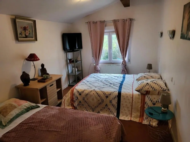 Comfort Quadruple room with courtyard view