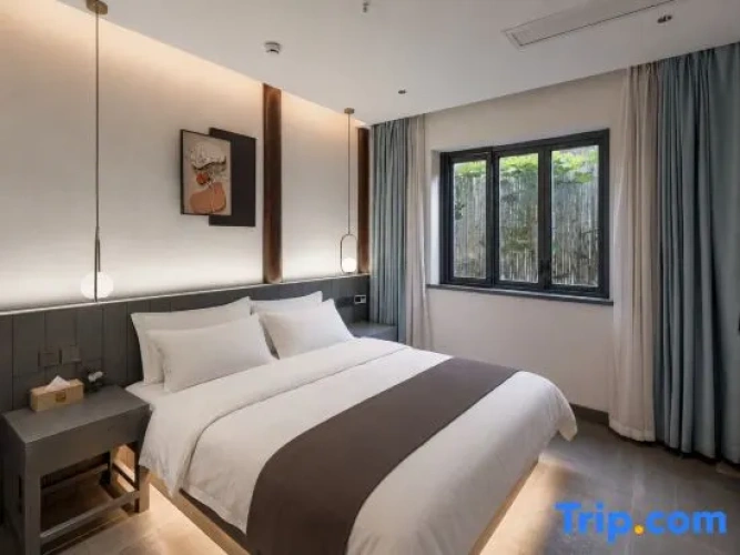 2 Bedrooms Suite