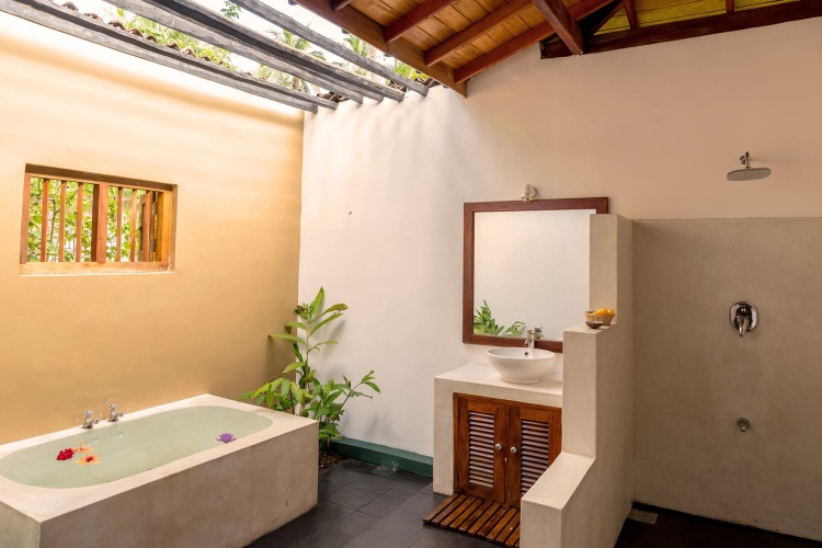2 Bedrooms Double Villa