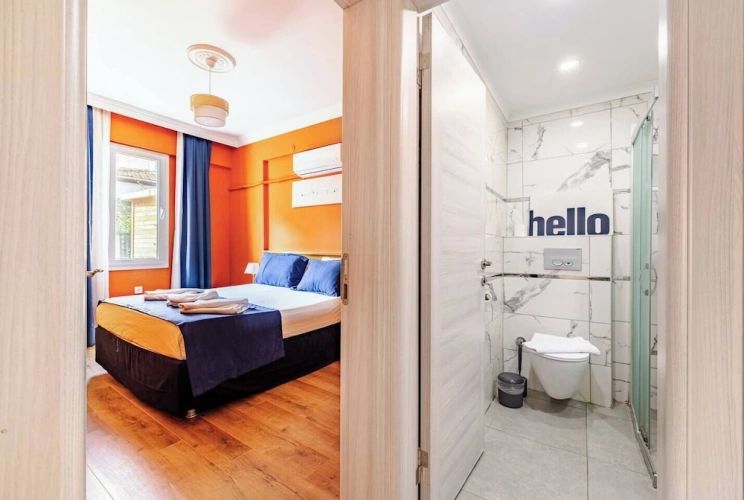 2 Bedrooms Apartment