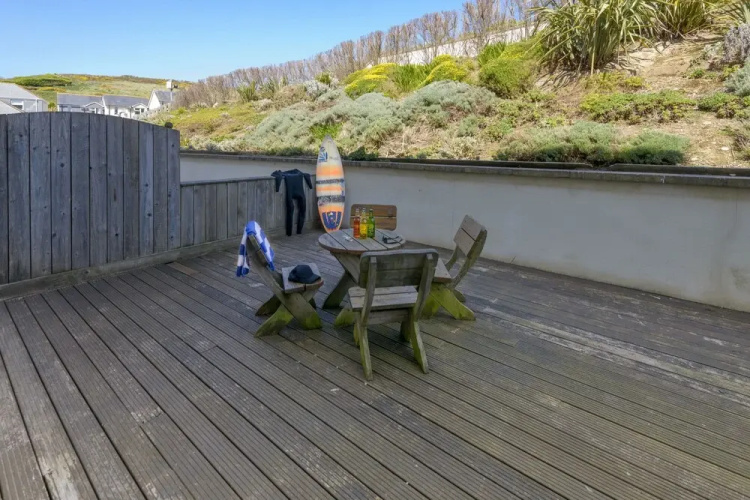 Waves Apartments