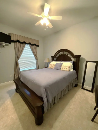 Quiet Lakeview Home