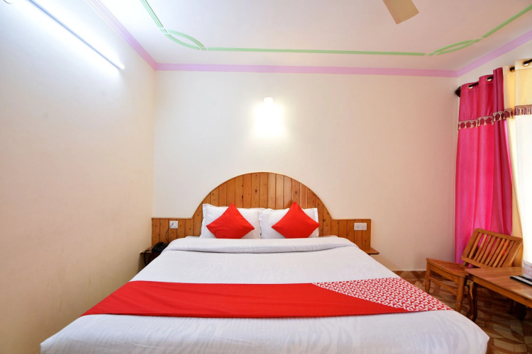 Hotel Thakur