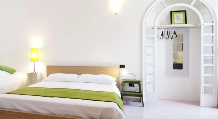 Gioia 13 Rooms & Apartments