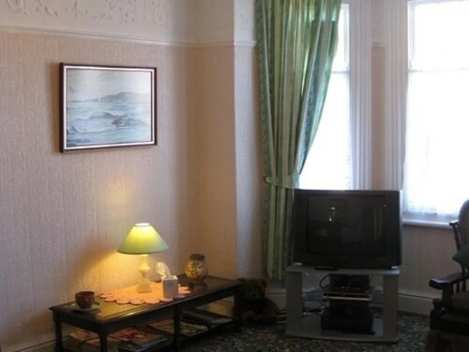 Ashmount Hotel