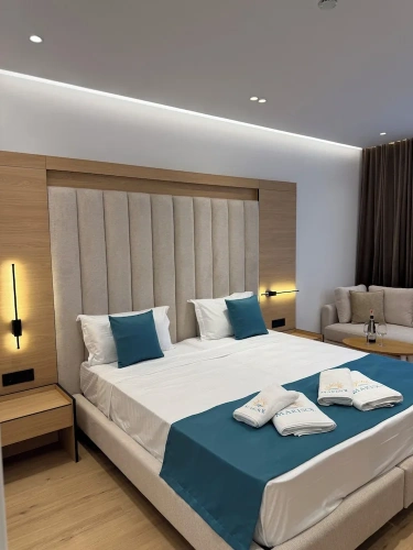 Deluxe Triple room with balcony