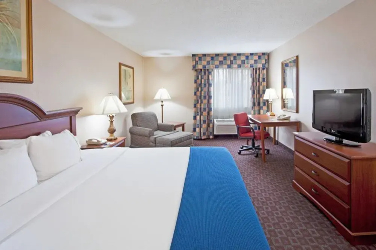 Holiday Inn Express
