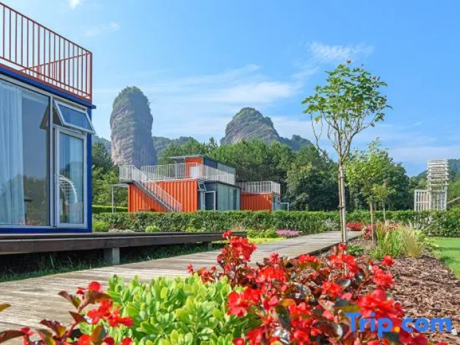 Huayu Meishu Hotel