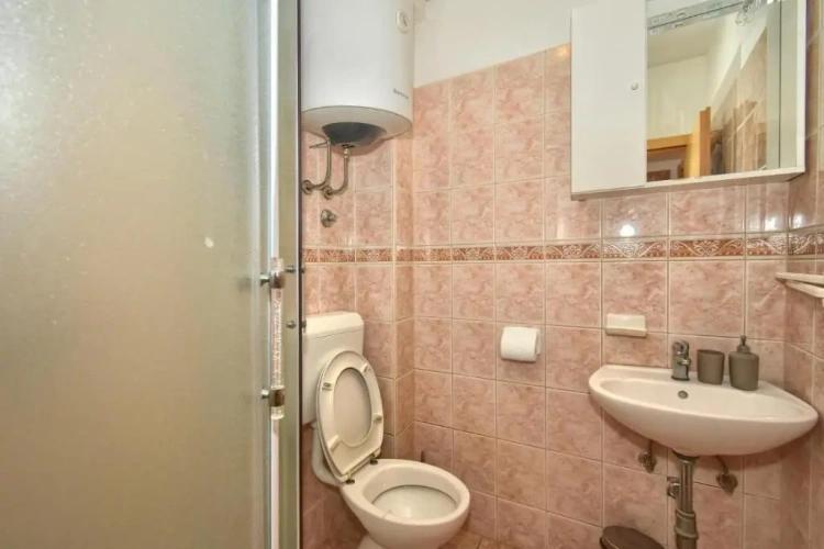 1 Bedroom Comfort Apartment with balcony and with sea view