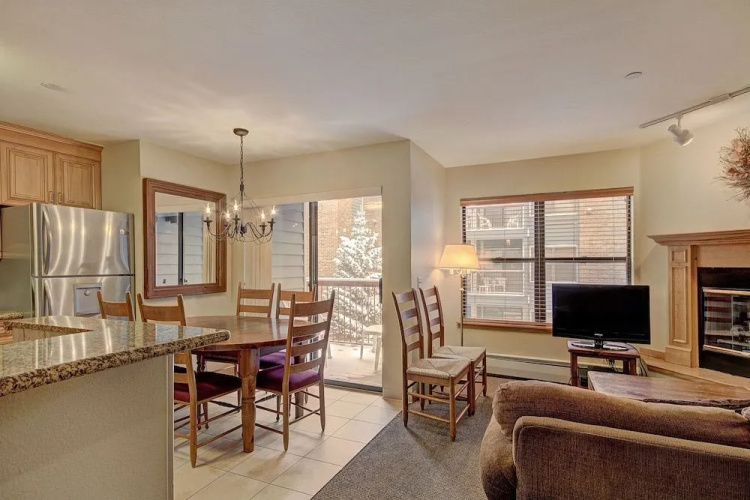 River Mtn Lodge E215D