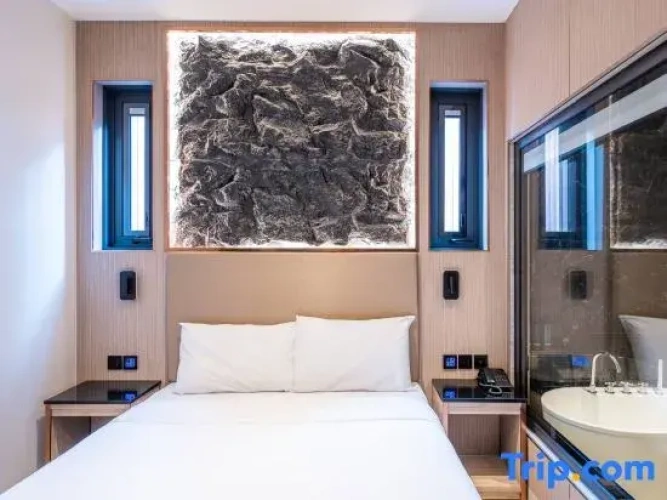 2 Bedrooms Standard Double Family room
