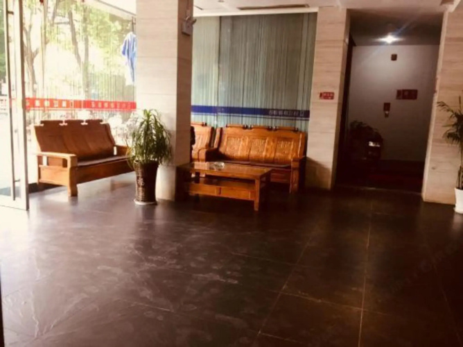 Qingjiang Express Hotel