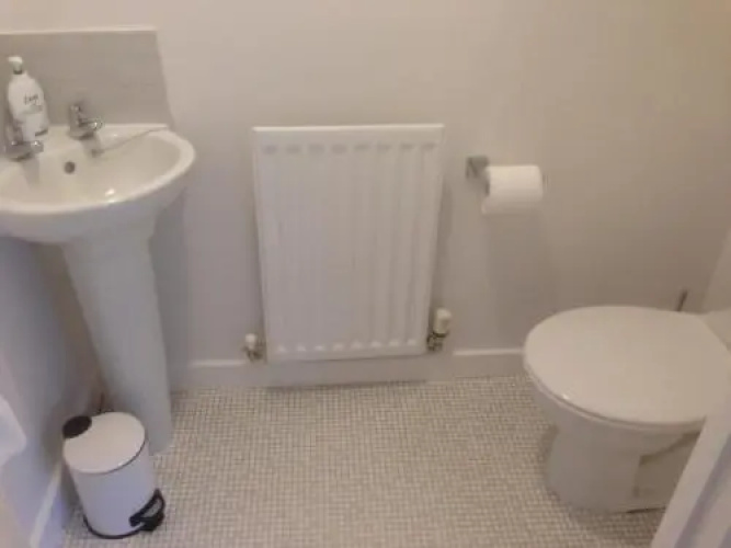 The Beeches 2 - Serviced Duplex Apartment
