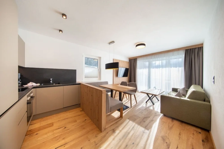 Quadruple Apartment