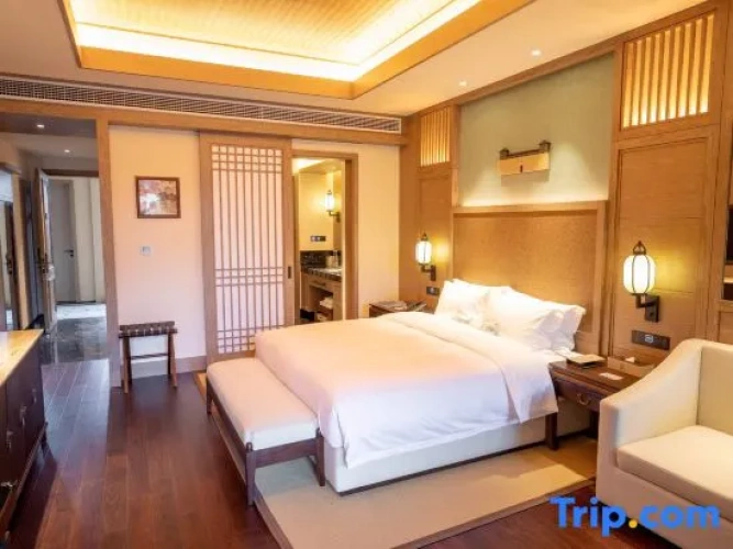 Standard Double room with courtyard view