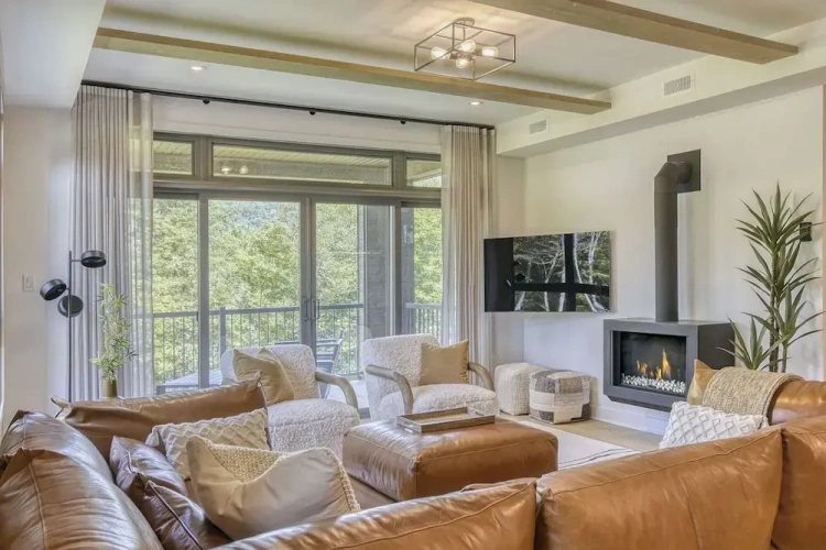 3 Bedrooms Standard room with mountain view