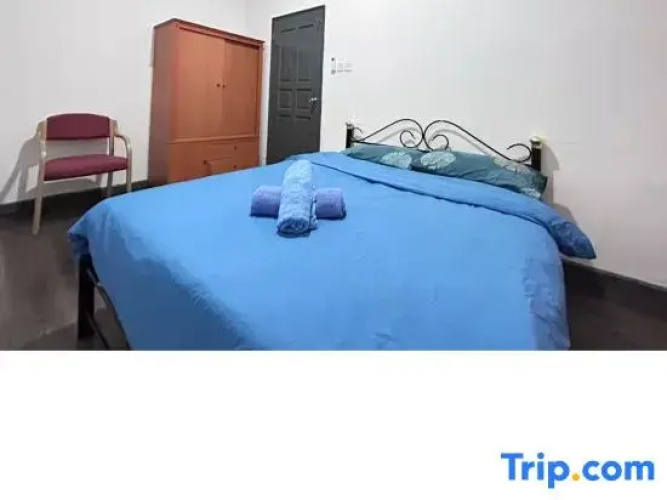 Jeff & Ricky Homestay 7@ Riverine Emerald Kuching