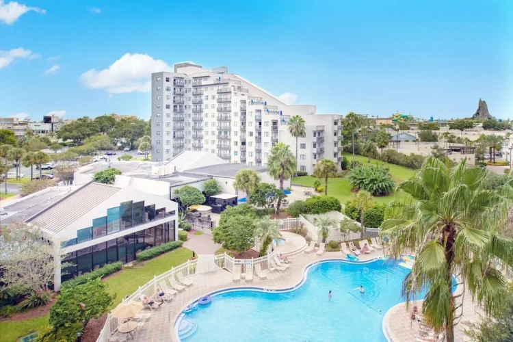 2 Bedrooms Quadruple Family Suite with balcony